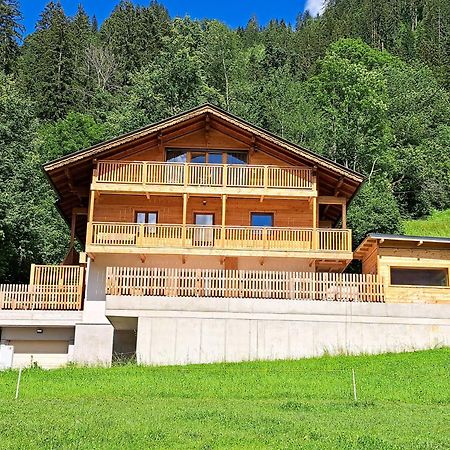Apartment Wasserfall Im Zillertal Hart im Zillertal Bagian luar foto