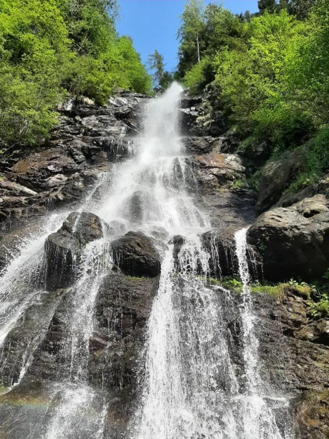 Apartment Wasserfall Im Zillertal Hart im Zillertal Bagian luar foto