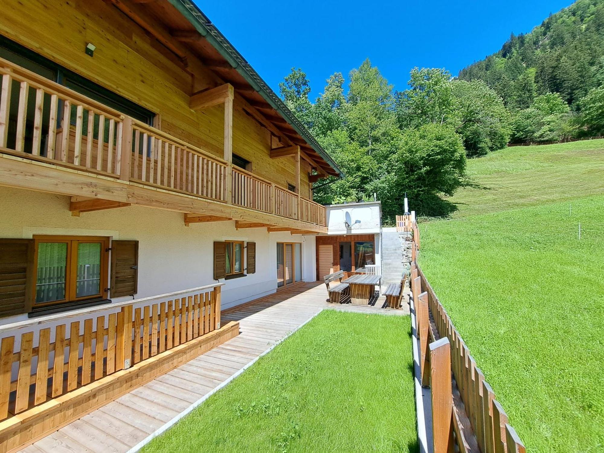 Apartment Wasserfall Im Zillertal Hart im Zillertal Bagian luar foto